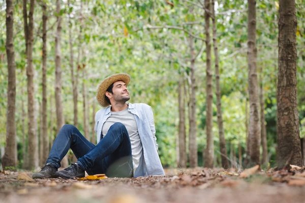 Les avantages méconnus d'éclairer vos trajets nocturnes avec des lumières d'ambiance pour voiture