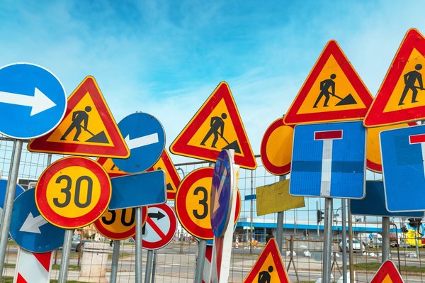 Quelle est la typologie des panneaux de signalisation ?